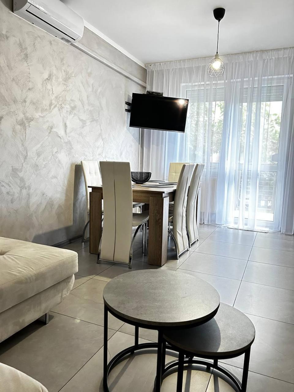 Sunhouse Apartman Hajdúszoboszló Extérieur photo